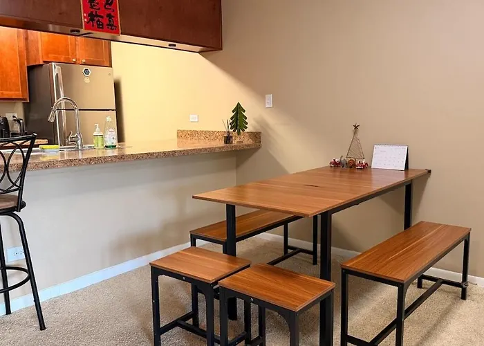 3 Bedroom With Free Parking Close To Ord Airport Шаамбург