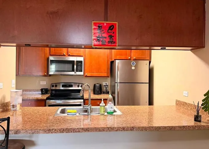 3 Bedroom With Free Parking Close To Ord Airport Апартаменты