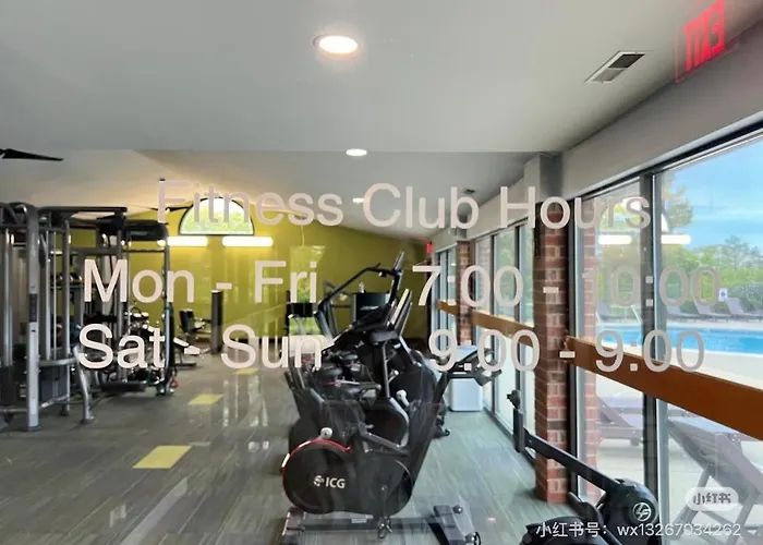 Апартаменты 3 Bedroom With Free Parking Close To Ord Airport *