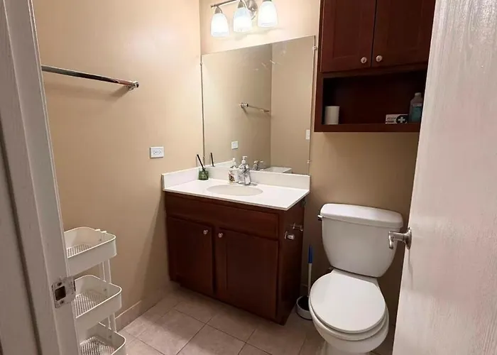 3 Bedroom With Free Parking Close To Ord Airport Шаамбург